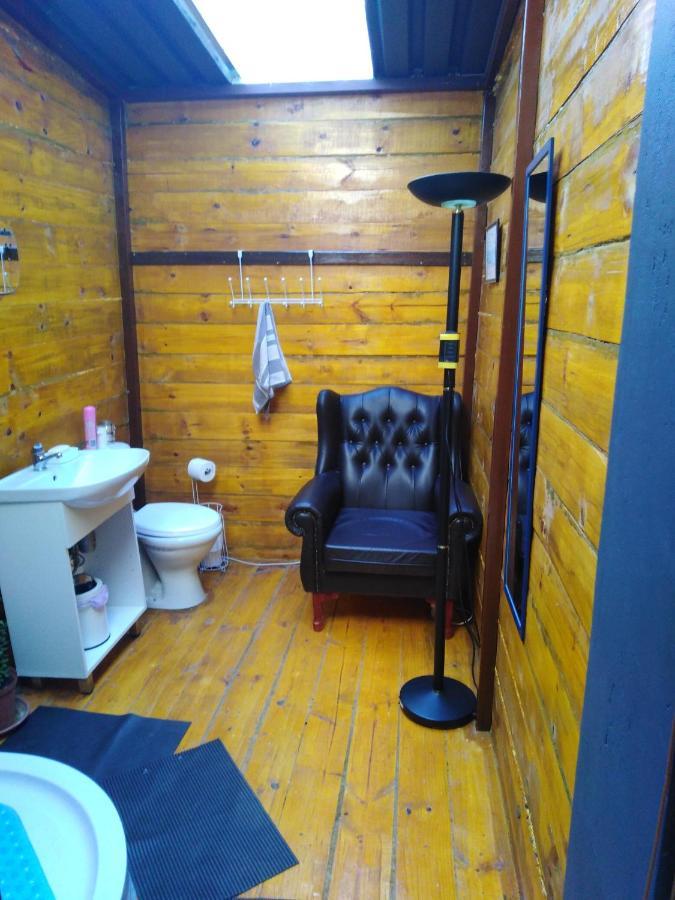 Xenia Bed & Breakfast Windhoek Dış mekan fotoğraf
