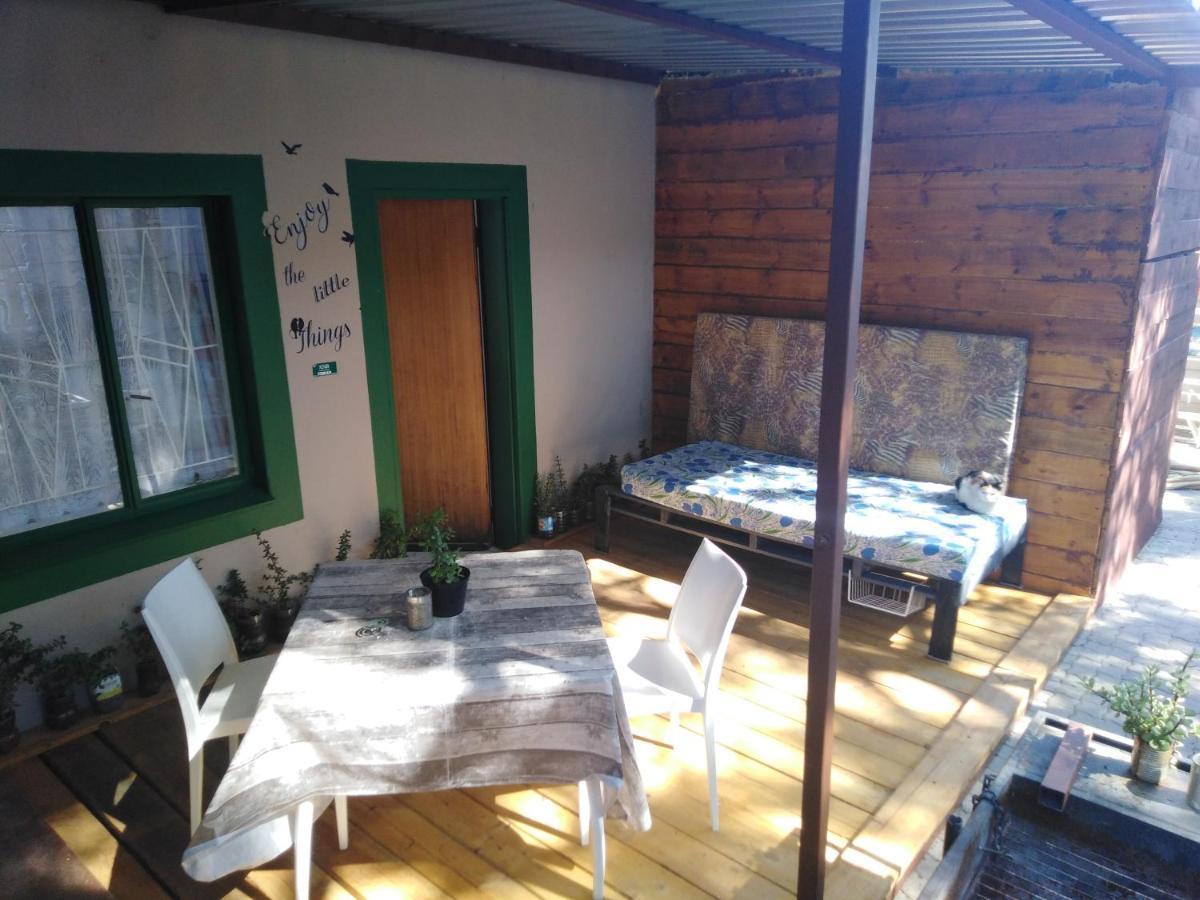 Xenia Bed & Breakfast Windhoek Dış mekan fotoğraf