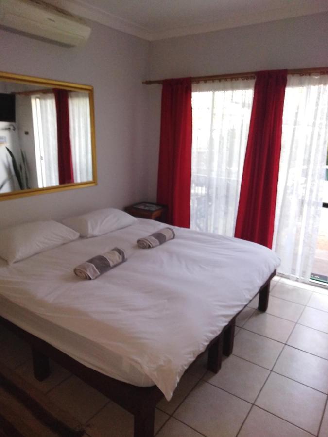 Xenia Bed & Breakfast Windhoek Dış mekan fotoğraf