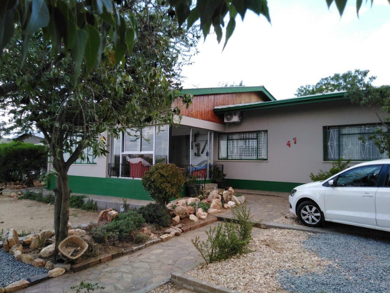 Xenia Bed & Breakfast Windhoek Dış mekan fotoğraf